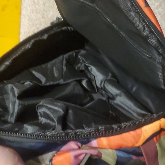 Multicolored backpack - Picture 3 of 9